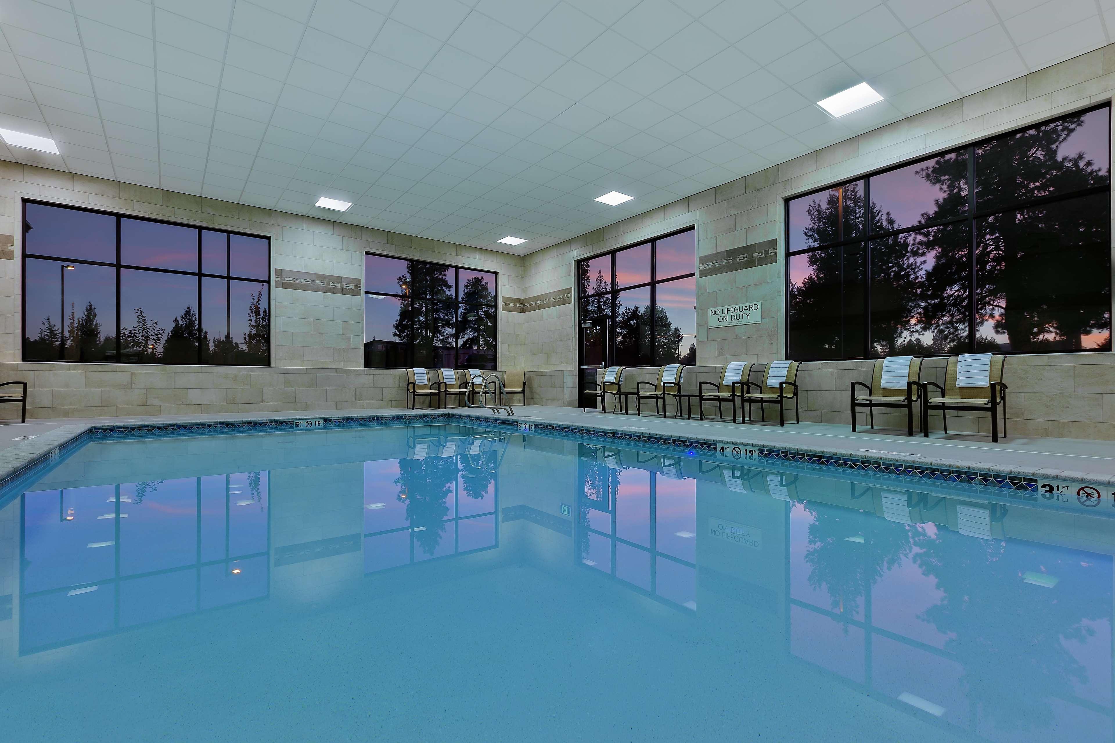 Hampton Inn & Suites Bend Εξωτερικό φωτογραφία